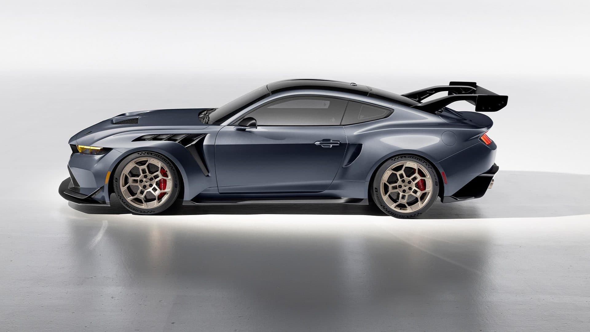 multimatic-road-vehicles-ford-mustang-gtd-side